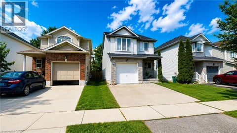 175 HENHOEFFER Crescent Kitchener ON N2E 4H1