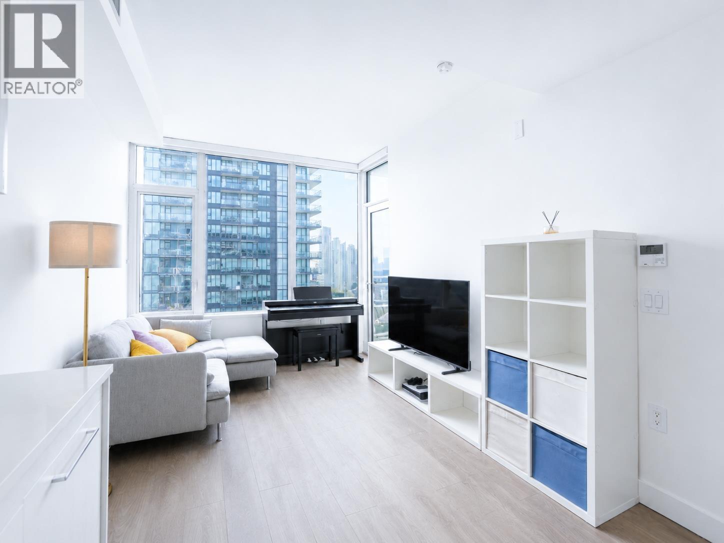2506 5051 IMPERIAL STREET