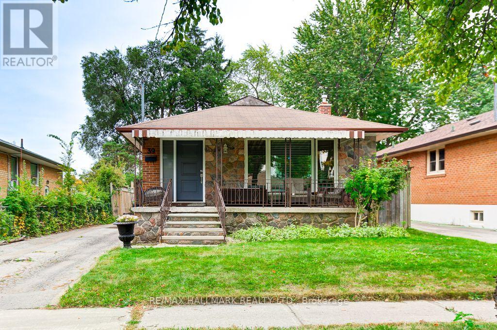 39 CALUMET CRESCENT, TORONTO (WOBURN), ON M1H 1W4 - Image 3799462213.jpeg?d=l