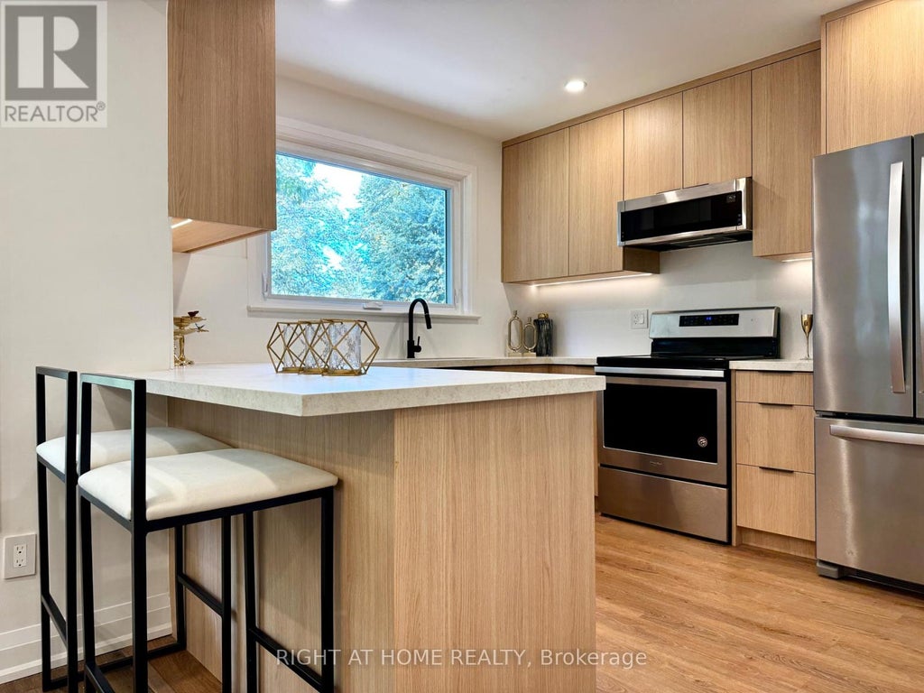 246 ZELDA CRESCENT, RICHMOND HILL (CROSBY), ON L4C 2Y5 - Image 1766285398.jpeg?d=l