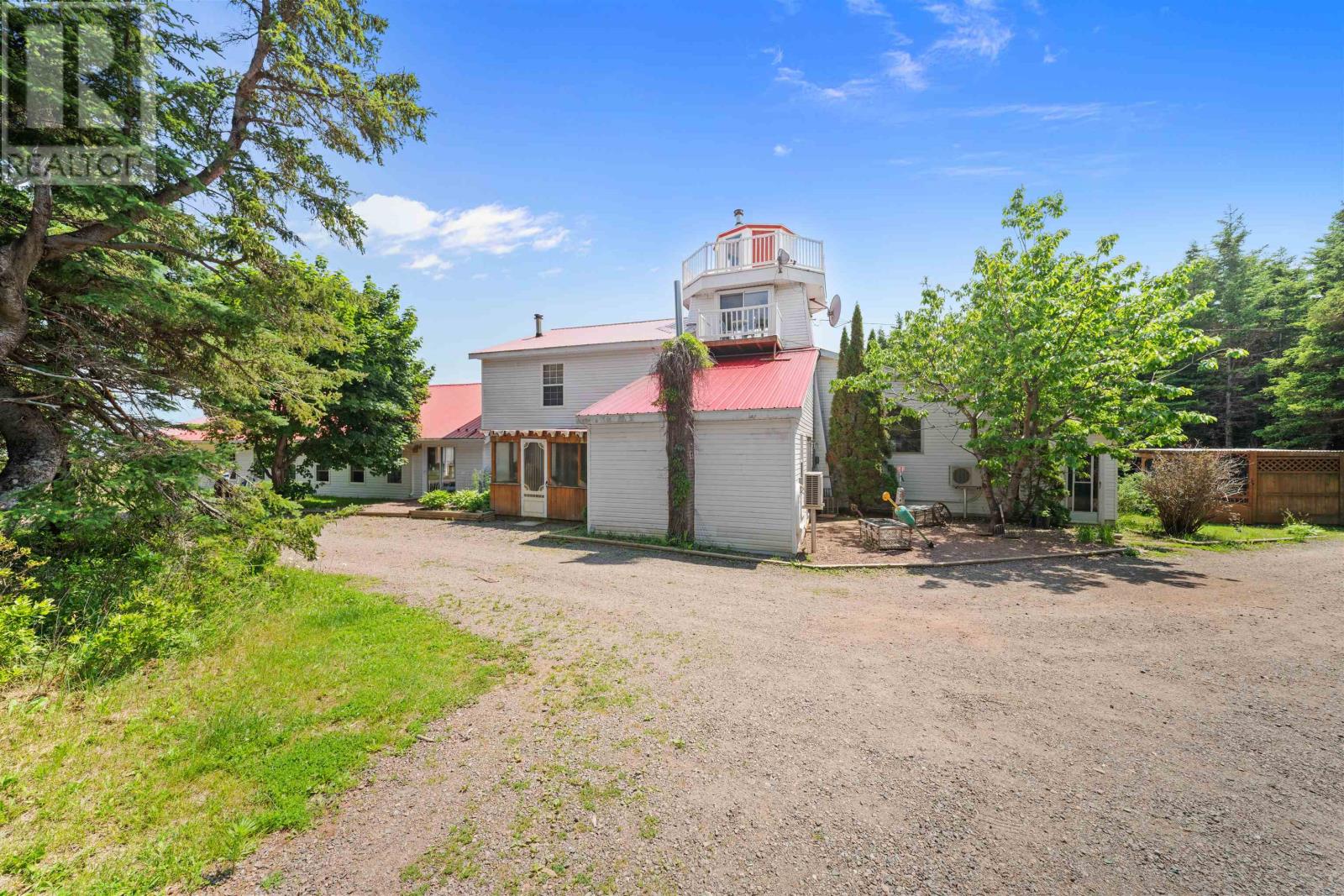 122 Travalot Drive