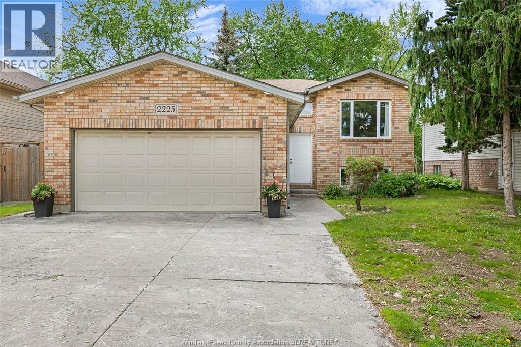 2225 LONGFELLOW AVENUE, WINDSOR, ON N9B 3J7 - Image 721568356.jpeg?d=l