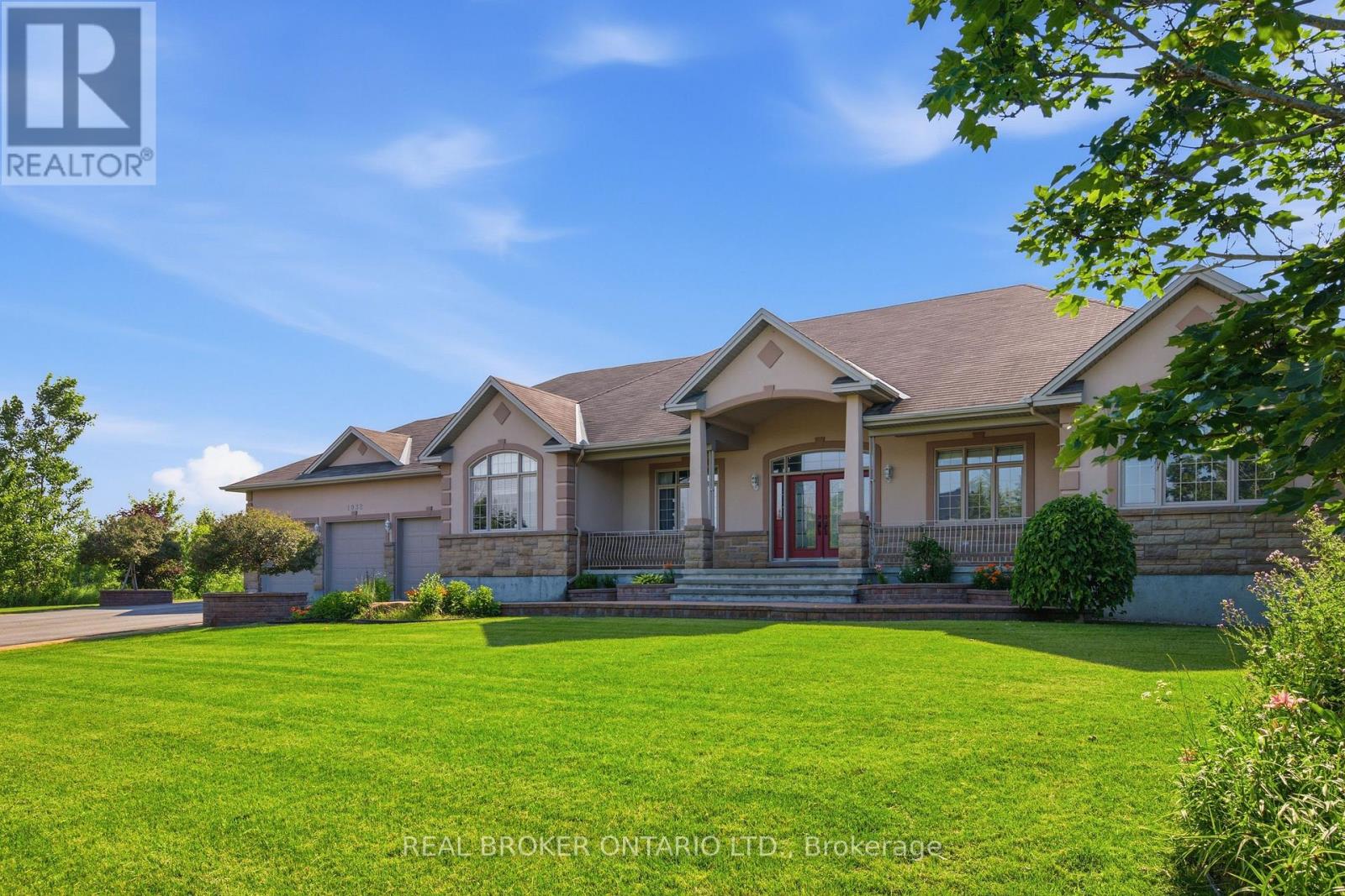 1032 BLACK CANARY DRIVE