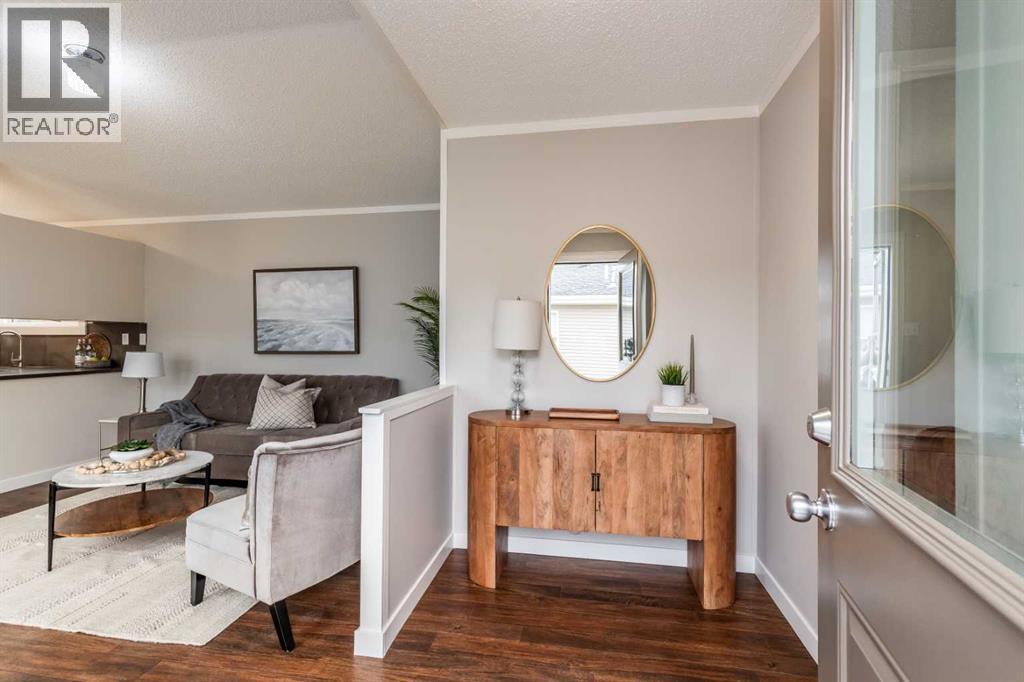 48 Chartwell Place SE