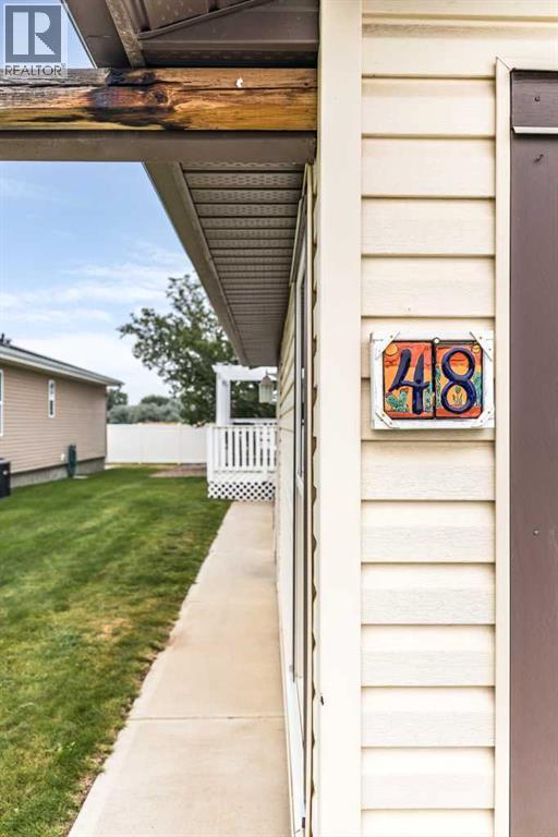 48 Chartwell Place SE