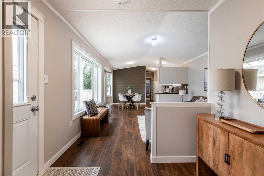 48 Chartwell Place SE