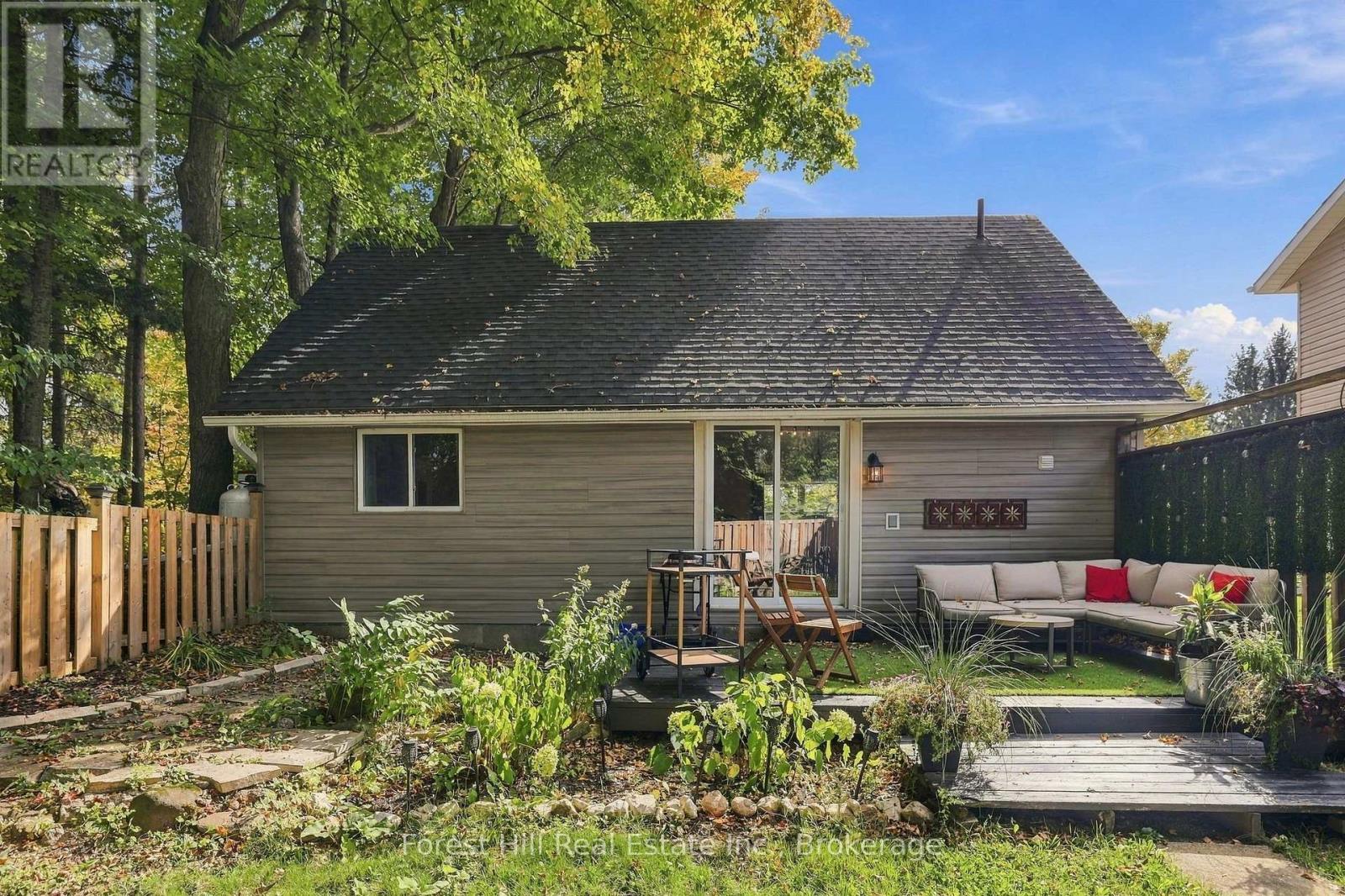 683019 CHATSWORTH ROAD 24