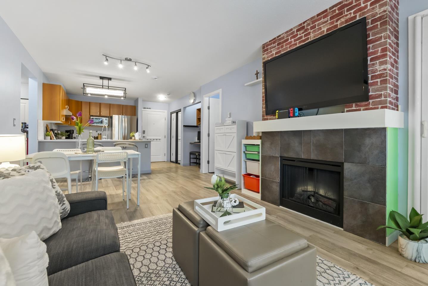 212 14885 105 AVENUE
