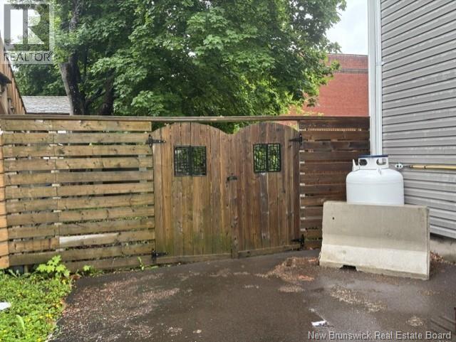 180 Highfield Street - Photo 2