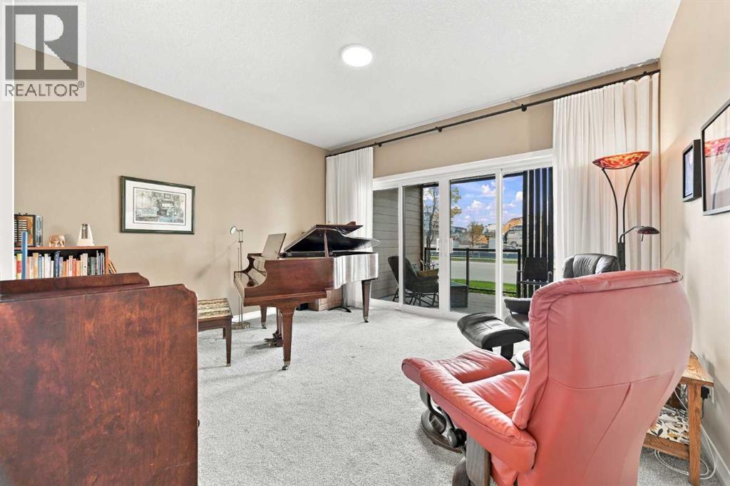 1911 Mahogany Boulevard SE