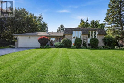 207 CAMILLA CRESCENT Essa (Thornton) ON L0L 2N0