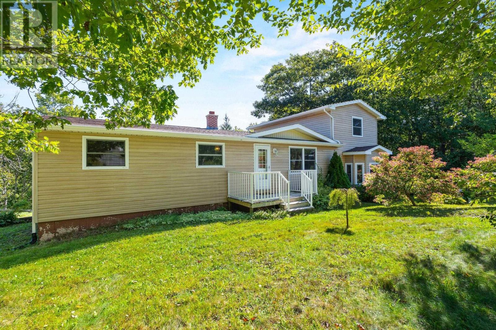 14 Gordon Stewart Drive - Photo 3