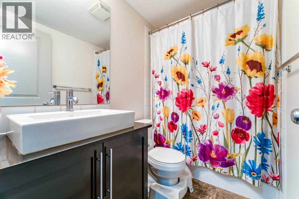 1111, 155 Skyview Ranch Way NE
