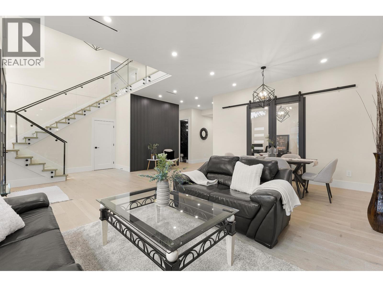 841 RONDEAU STREET