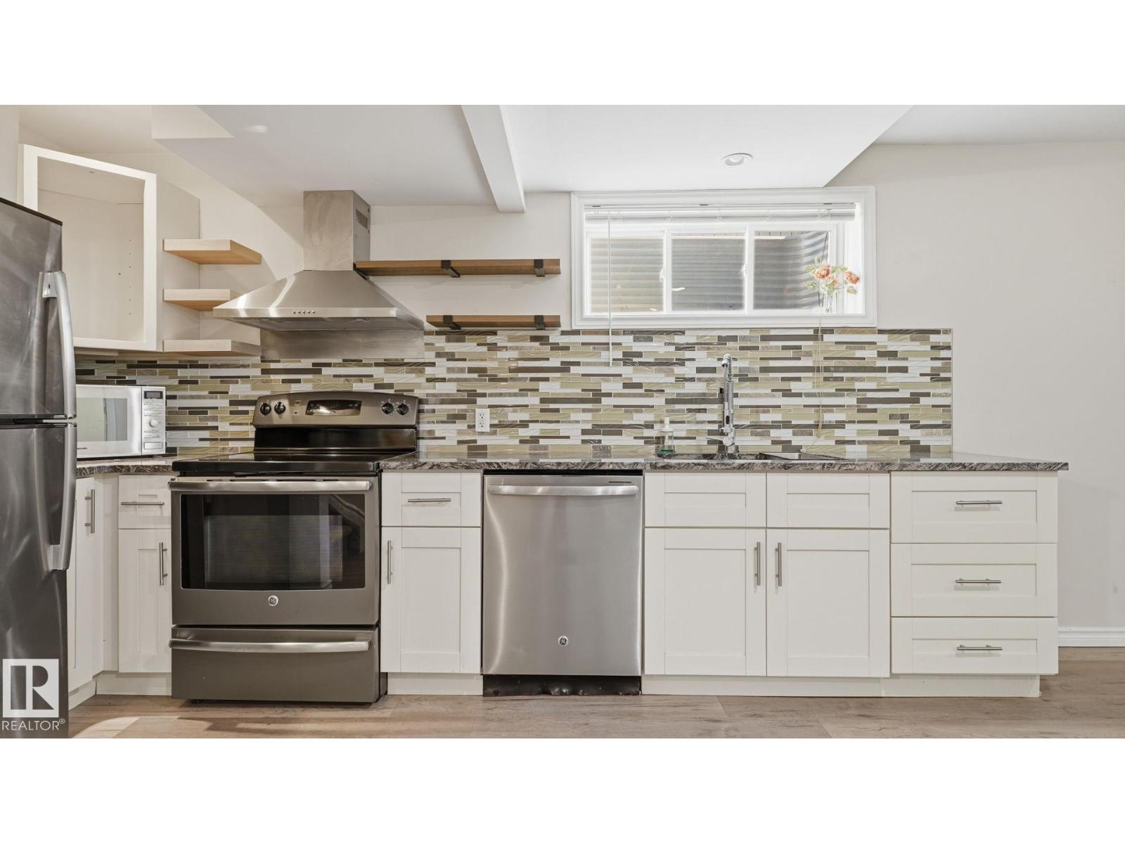 3613 167A AV NW