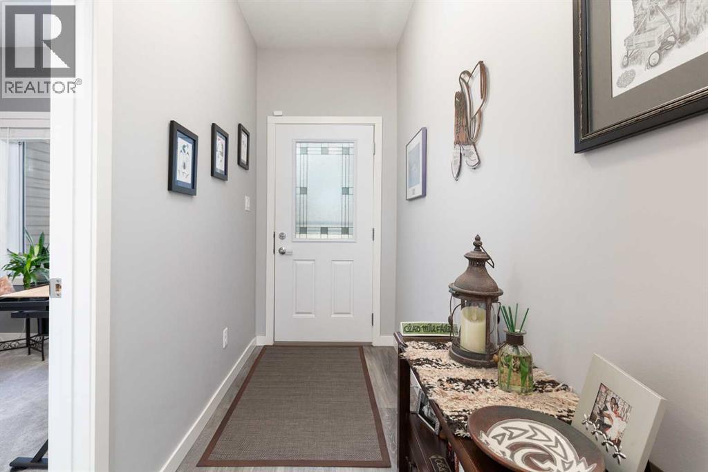 2, 318 Northlander Bend W