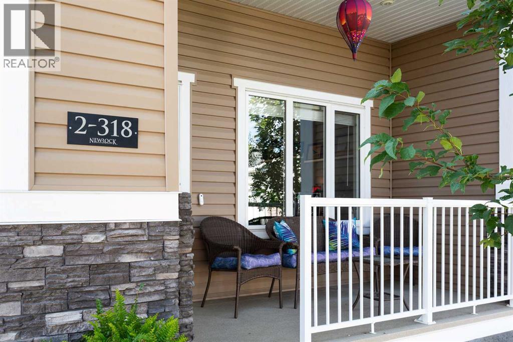 2, 318 Northlander Bend W