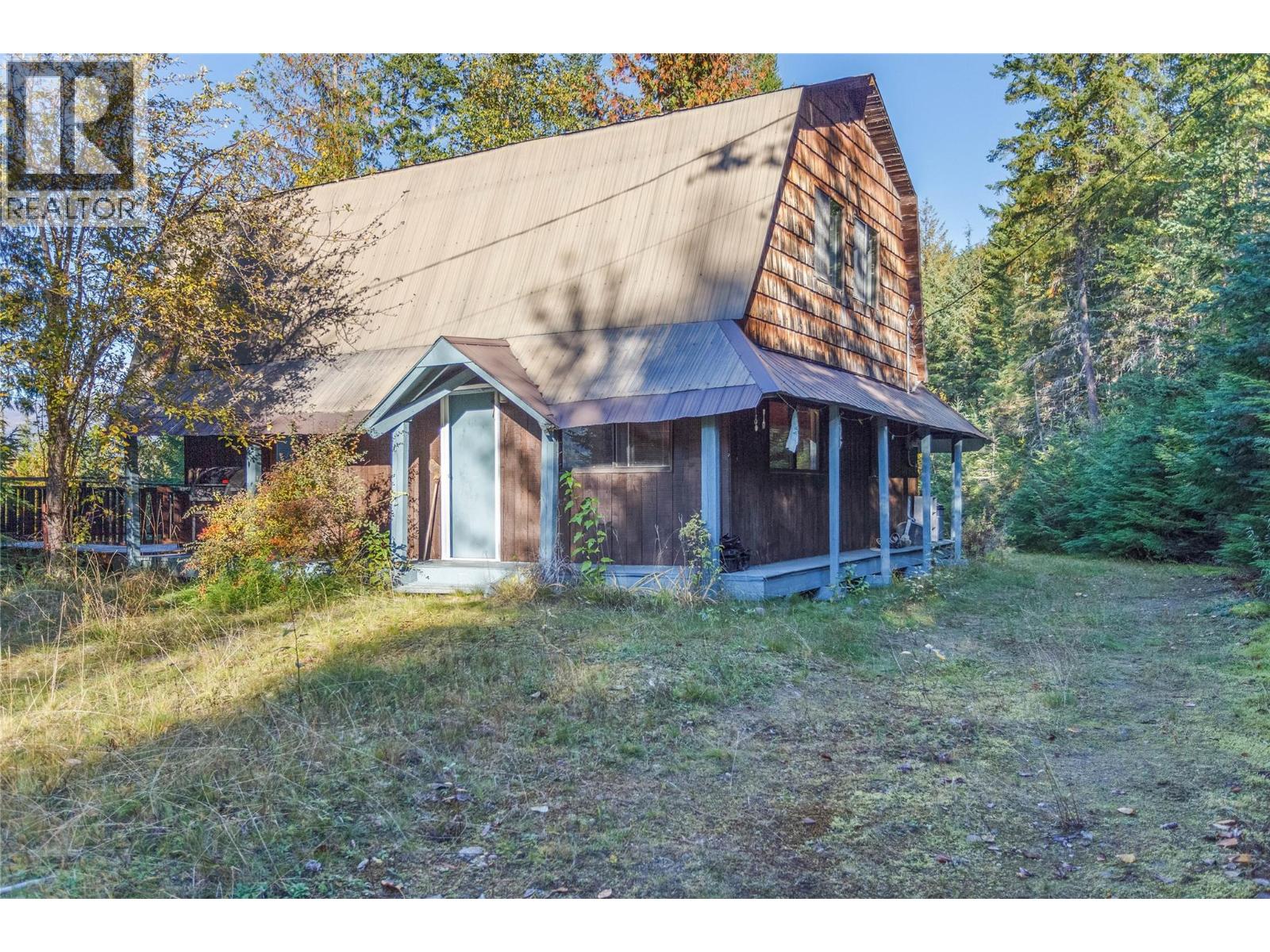 3217 Lumby Mabel Lake Road