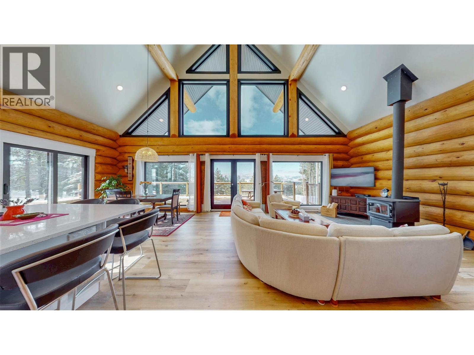 185 CARIBOU Way