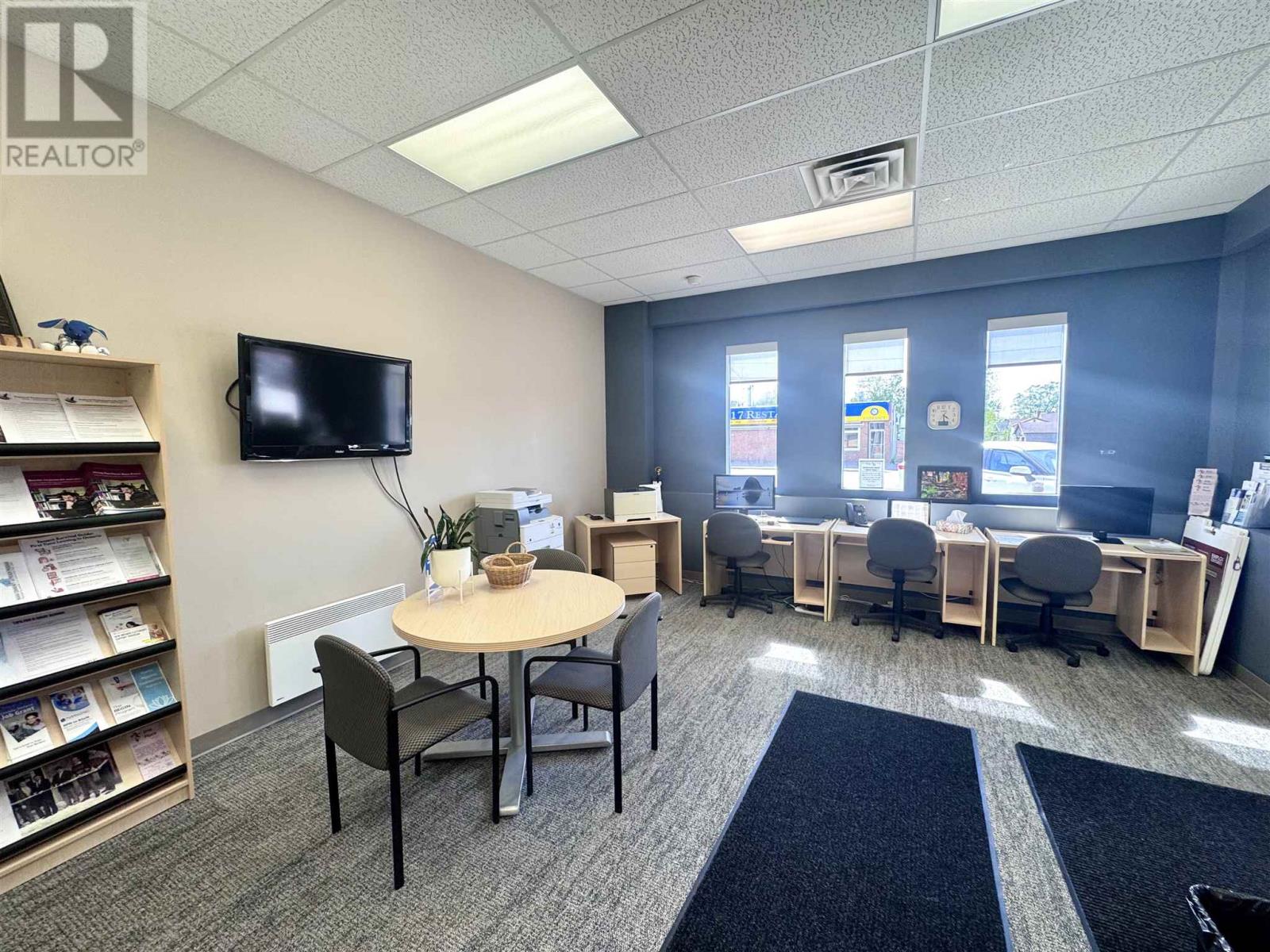 65-65B Broadway AVE - Photo 4