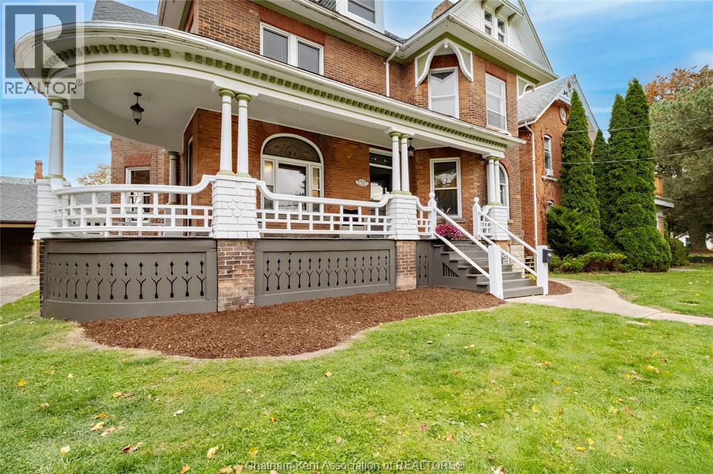129 William STREET South - Photo 4
