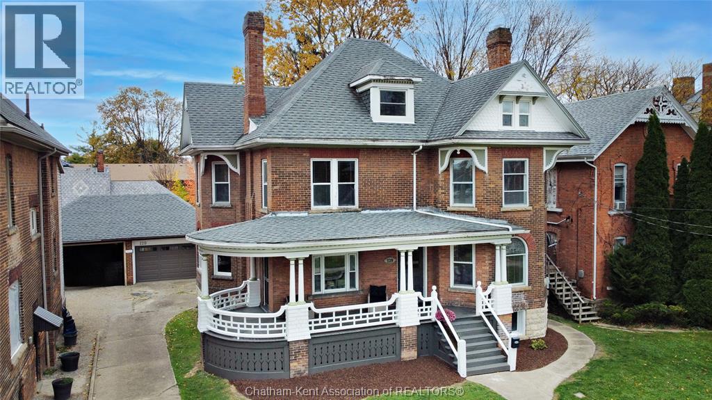 129 William STREET South - Photo 2