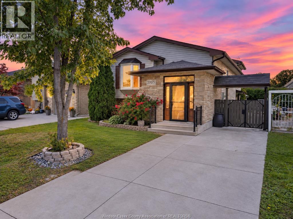 2705 ROBERT