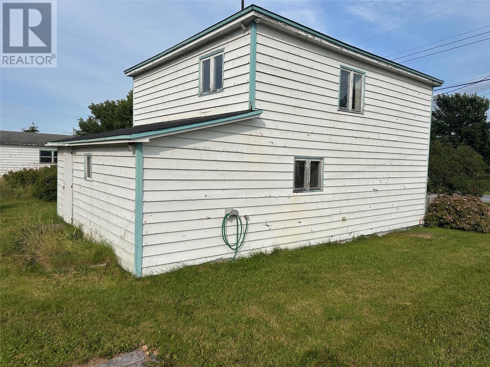 32 Marsh Road