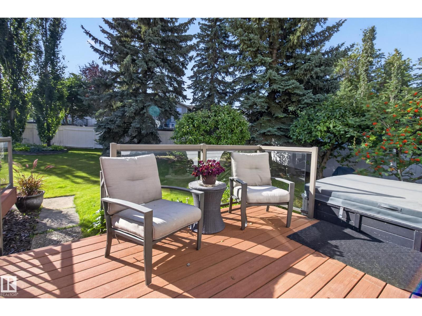15 HICKORY CR