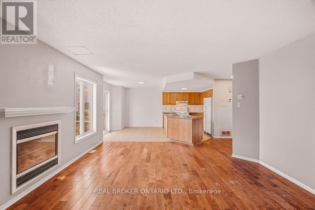 182 ANNAPOLIS CIRCLE