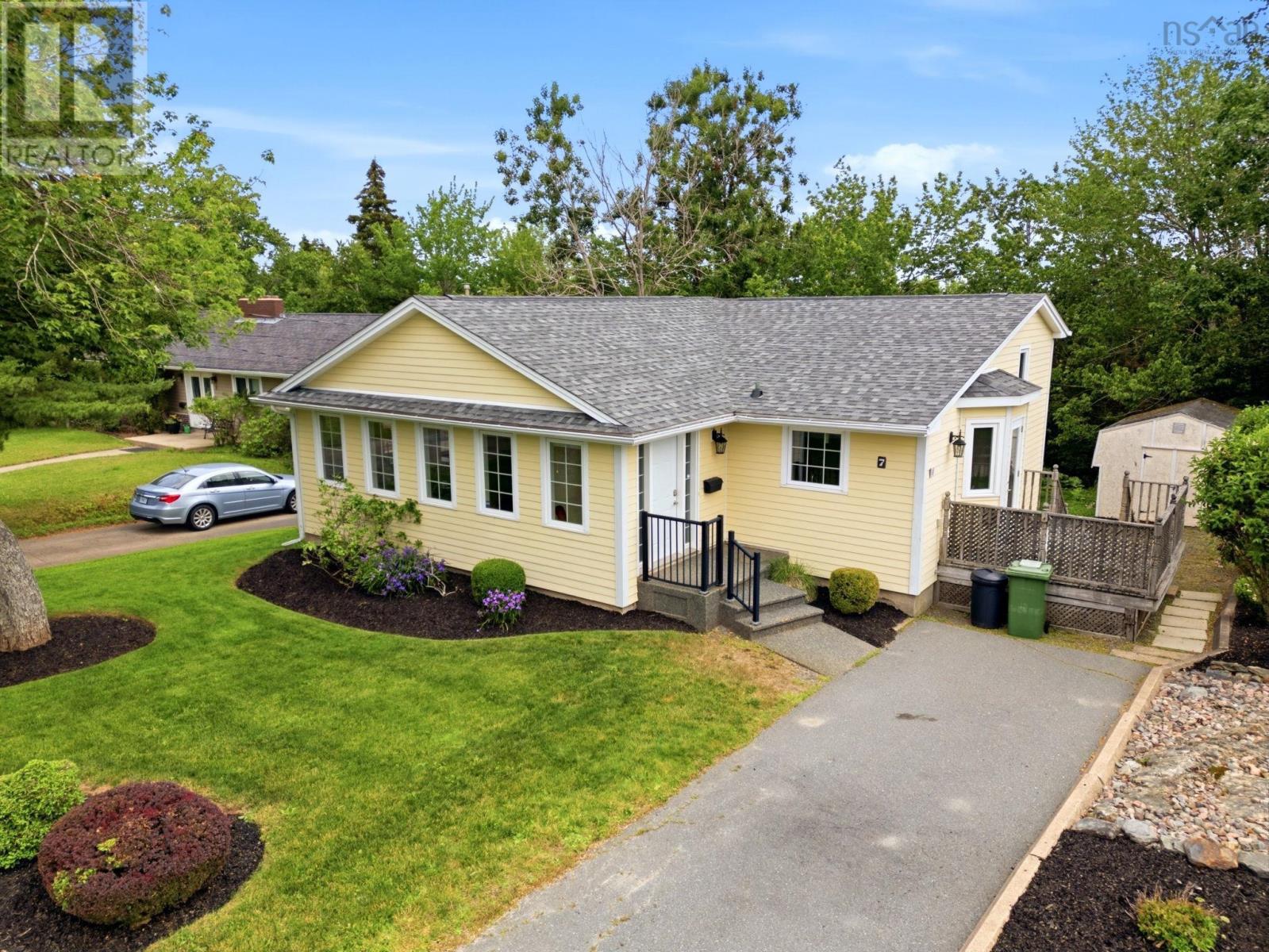 7 Oakley Avenue - Photo 2