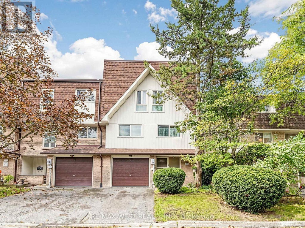 44 - 121 POPLAR CRESCENT, AURORA (AURORA HIGHLANDS), ON L4G 3M4 - Image 1487349176.jpeg?d=l