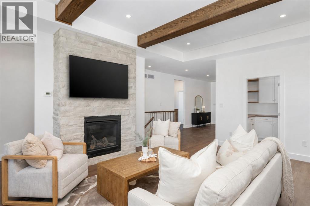 3503 PAUL CRESCENT
