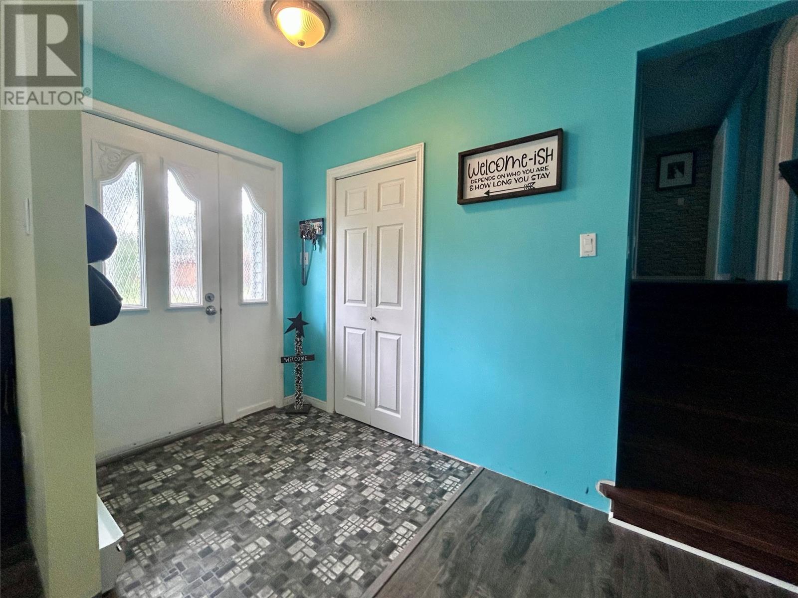 4 Elmwood Crescent