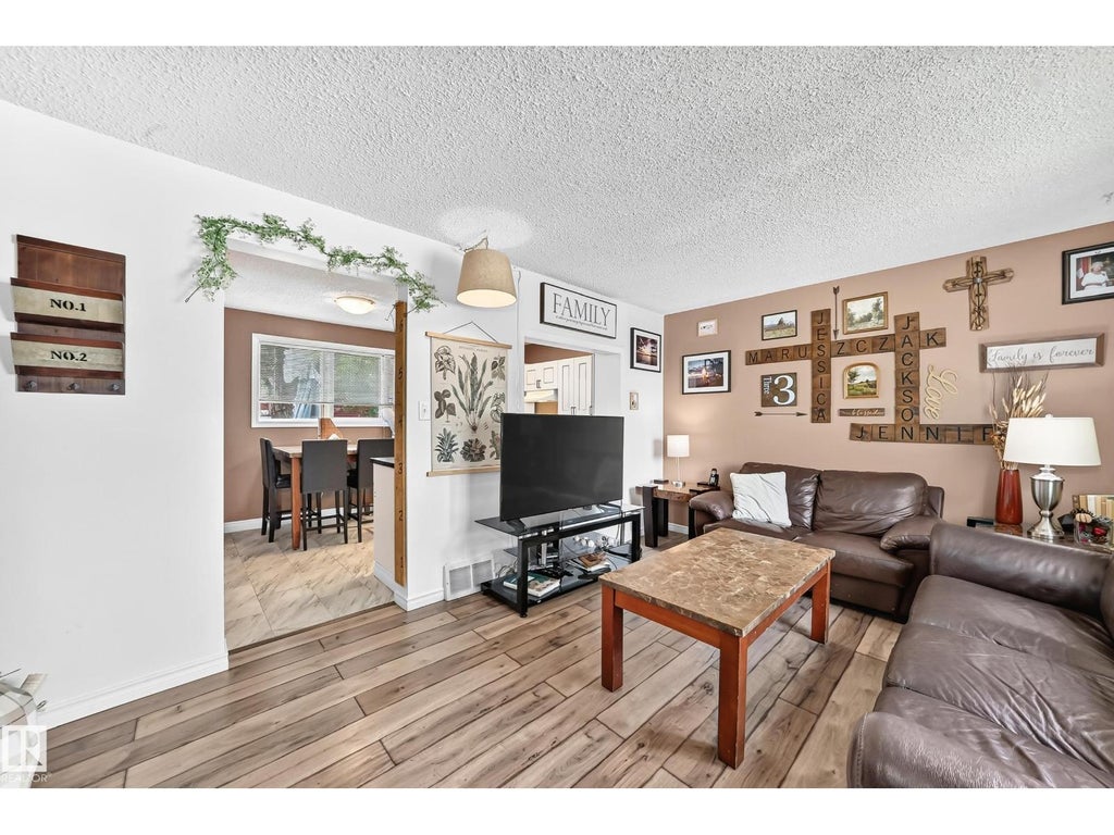 64 HABITAT CR NW, EDMONTON, AB T5A 2X7 - Image 3167793425.jpeg?d=l