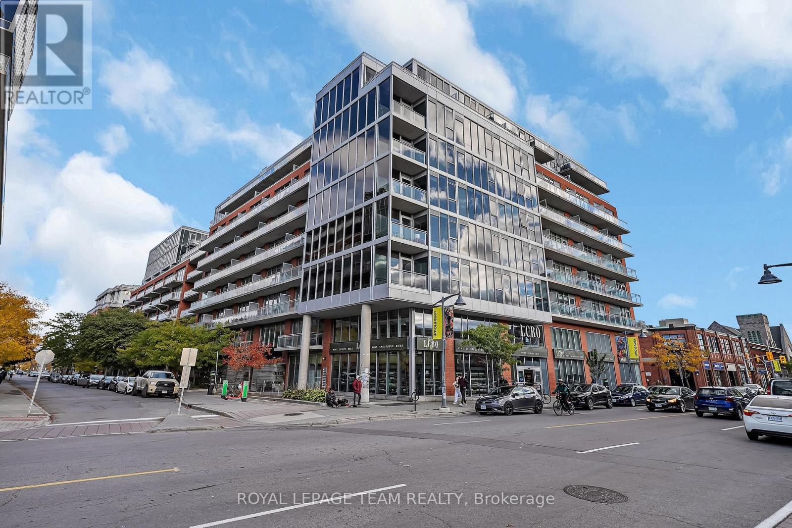 905 - 360 MCLEOD STREET