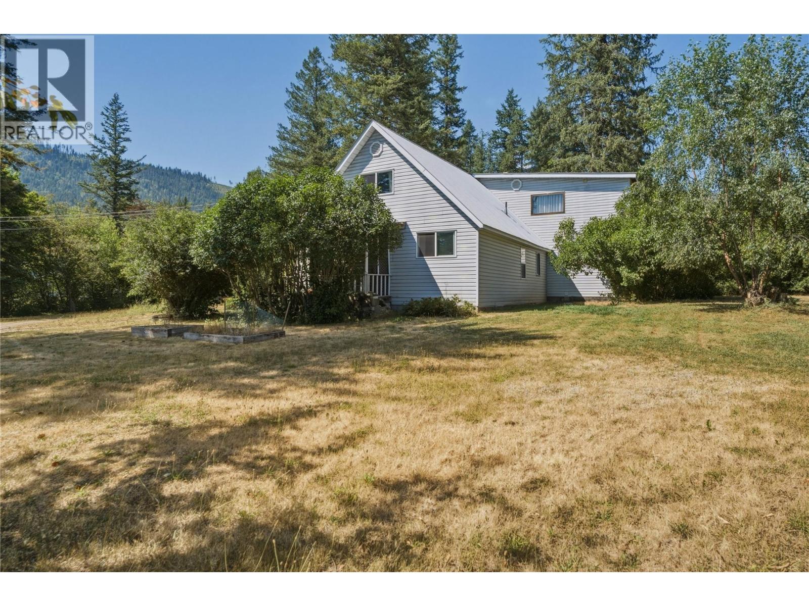 244 Mabel Lake Road
