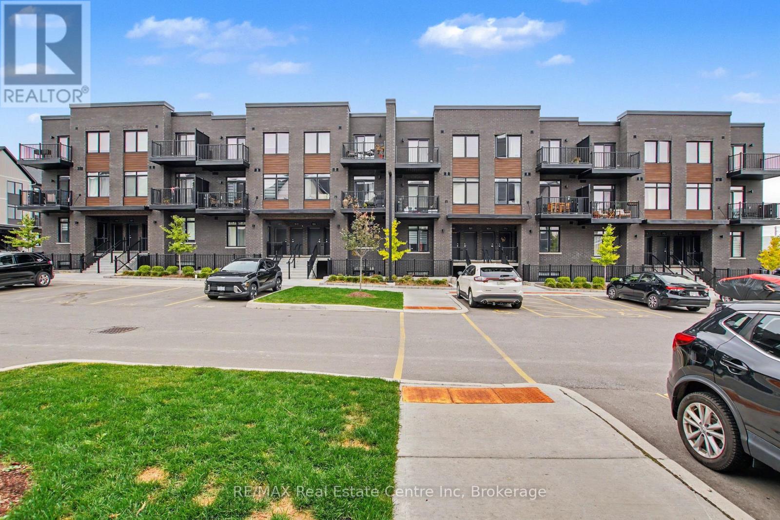 192 - 824 WOOLWICH STREET