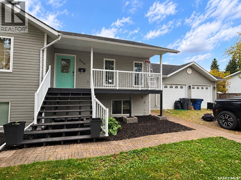 306 CENTRE AVENUE, MEADOW LAKE, SK S9X 1H2 - Image 3598831677.jpeg?d=l