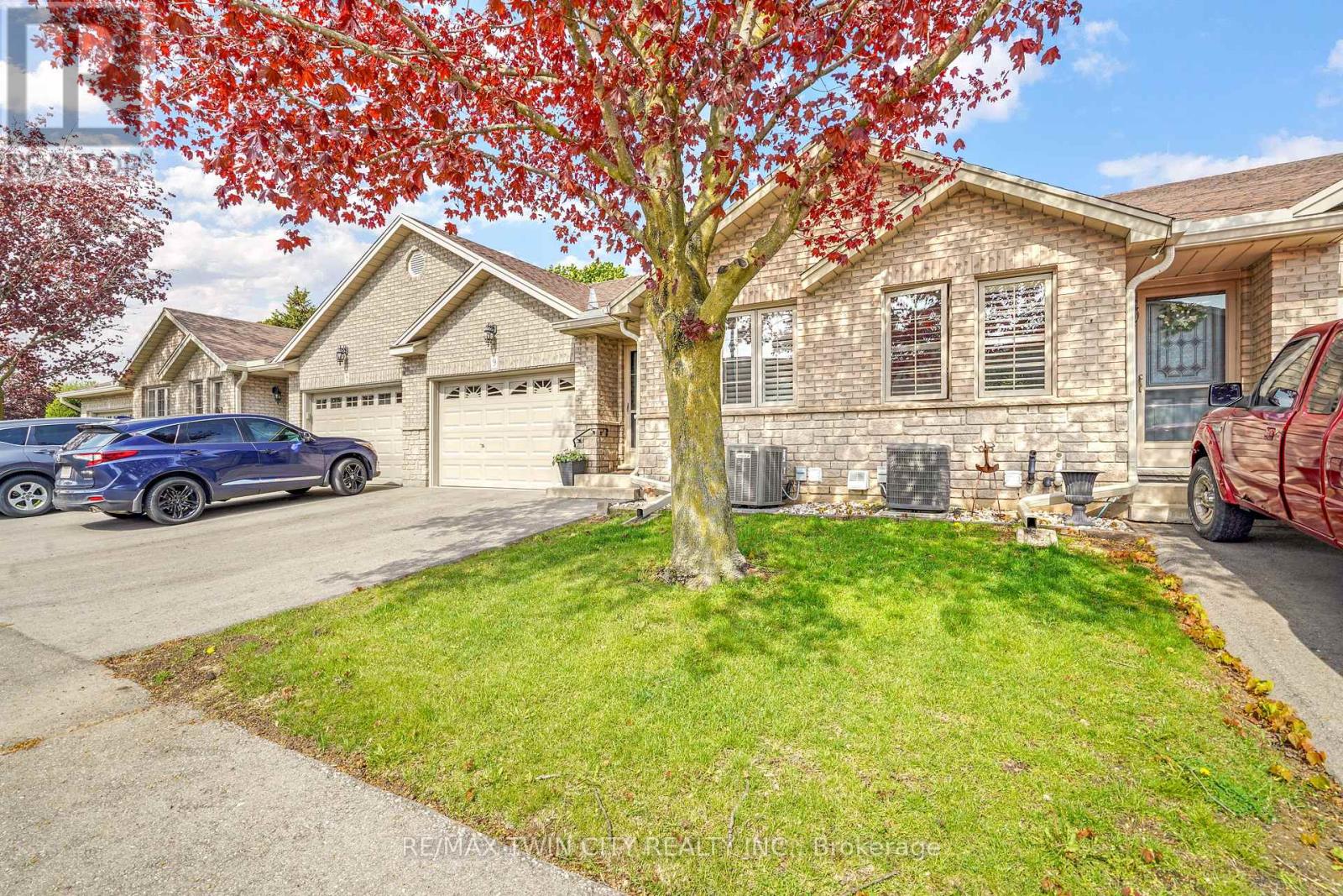 9 - 24 GRIFFITHS DRIVE