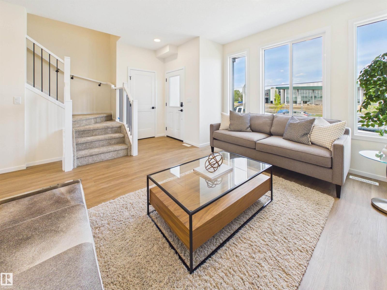 113 BRICKYARD DR