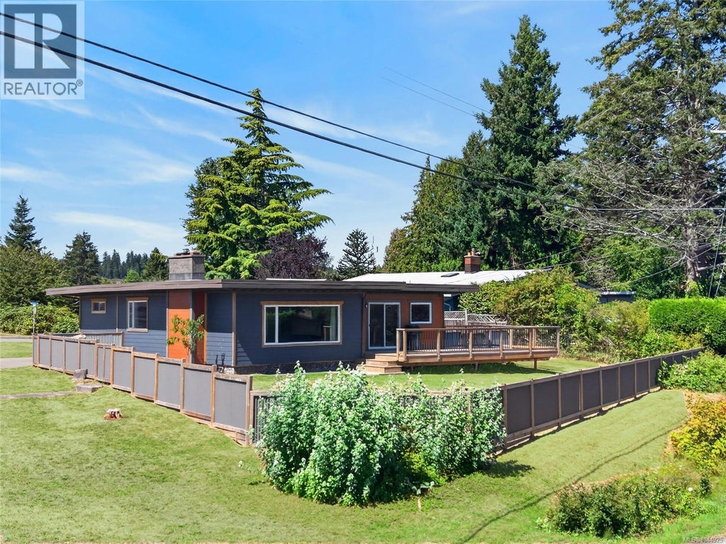 3584 ISLAND HWY, CAMPBELL RIVER, BC V9W 1E3 - Image 404712287.jpeg?d=l