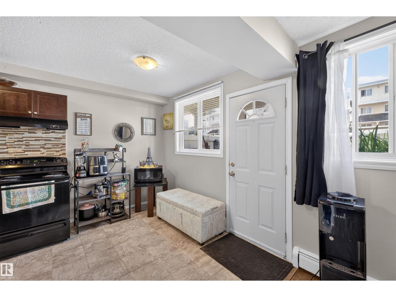 #102 14520 52 ST NW