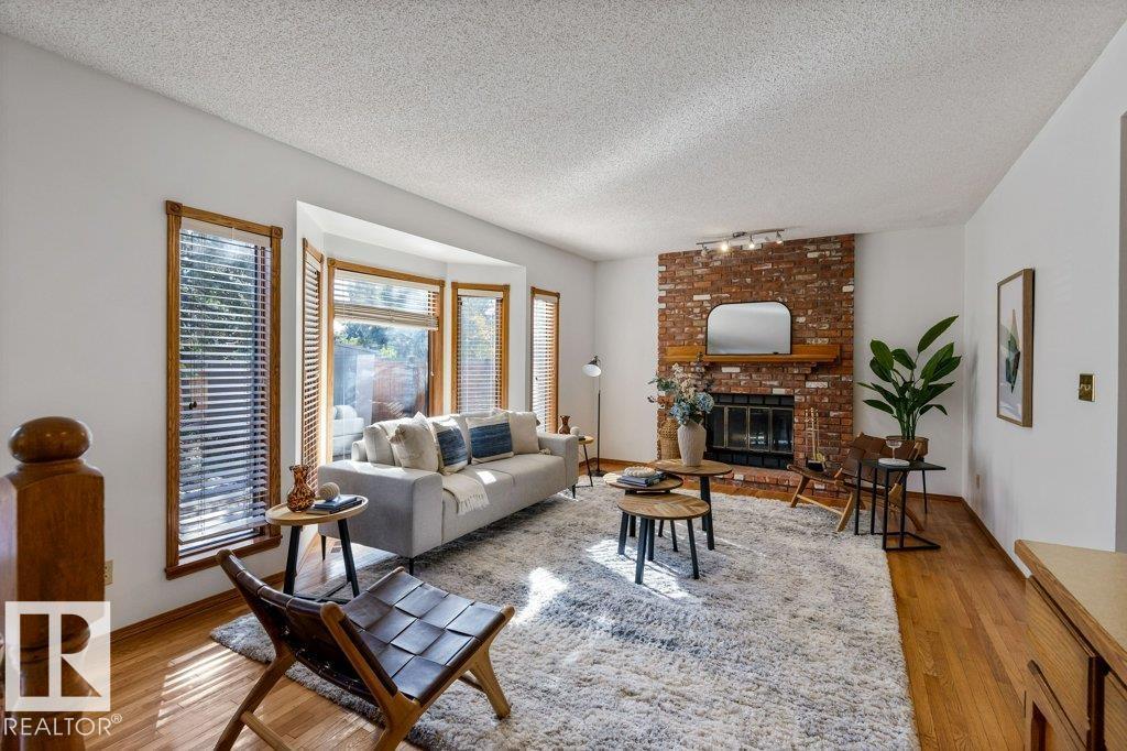 507 BURTON CL NW, EDMONTON, AB T6R 2B2 - Image 4242015708.jpeg?d=l