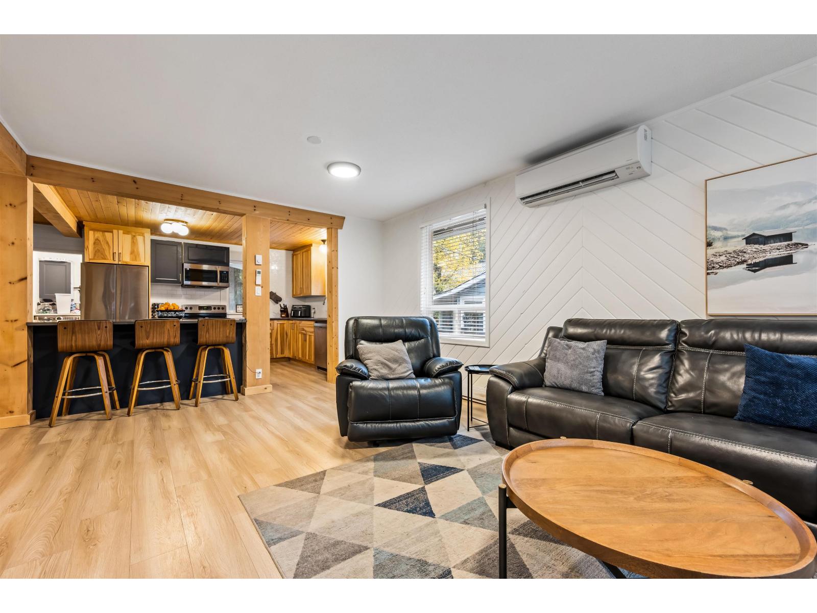 275 FIR STREET, Cultus Lake North