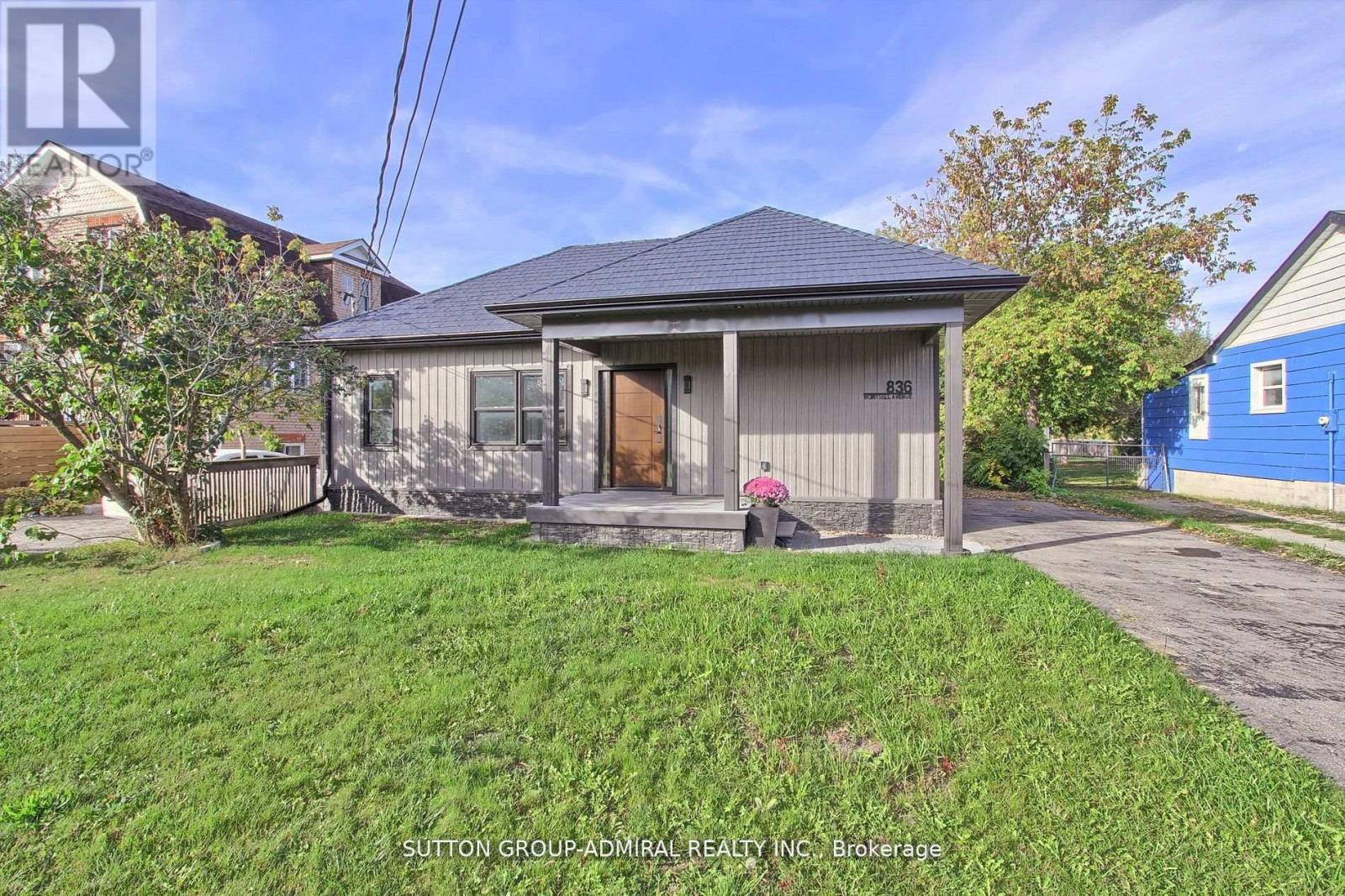 836 MONTSELL AVENUE