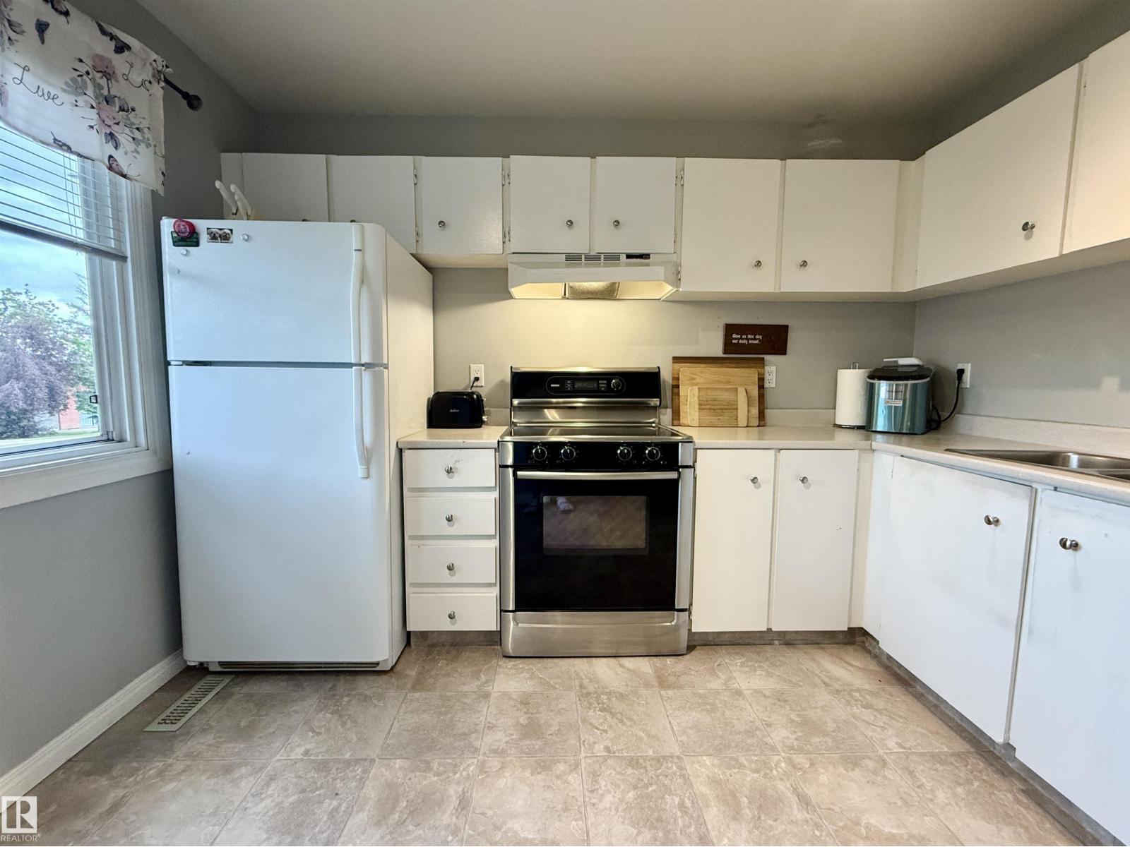 5107 146 AV NW