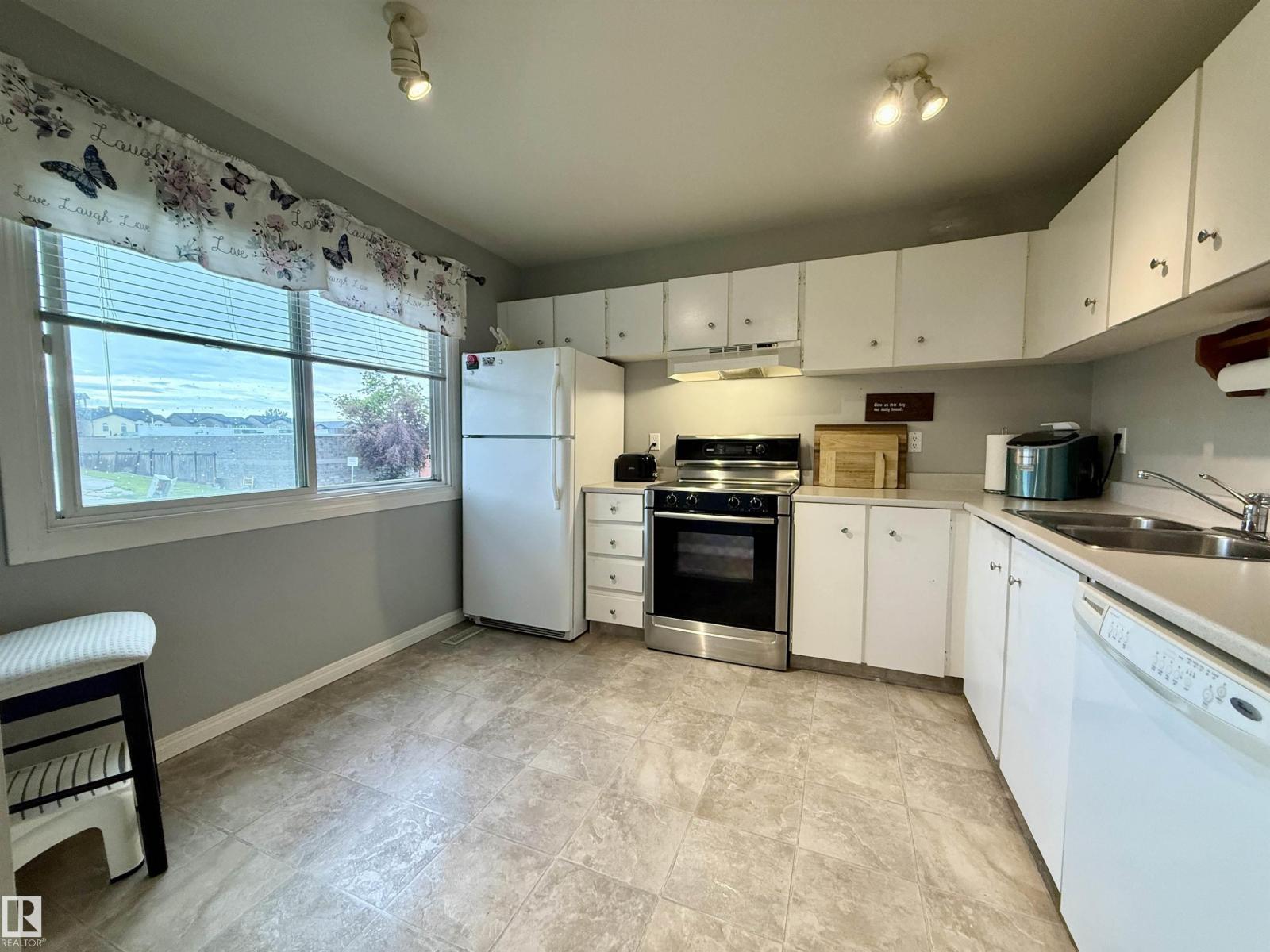 5107 146 AV NW