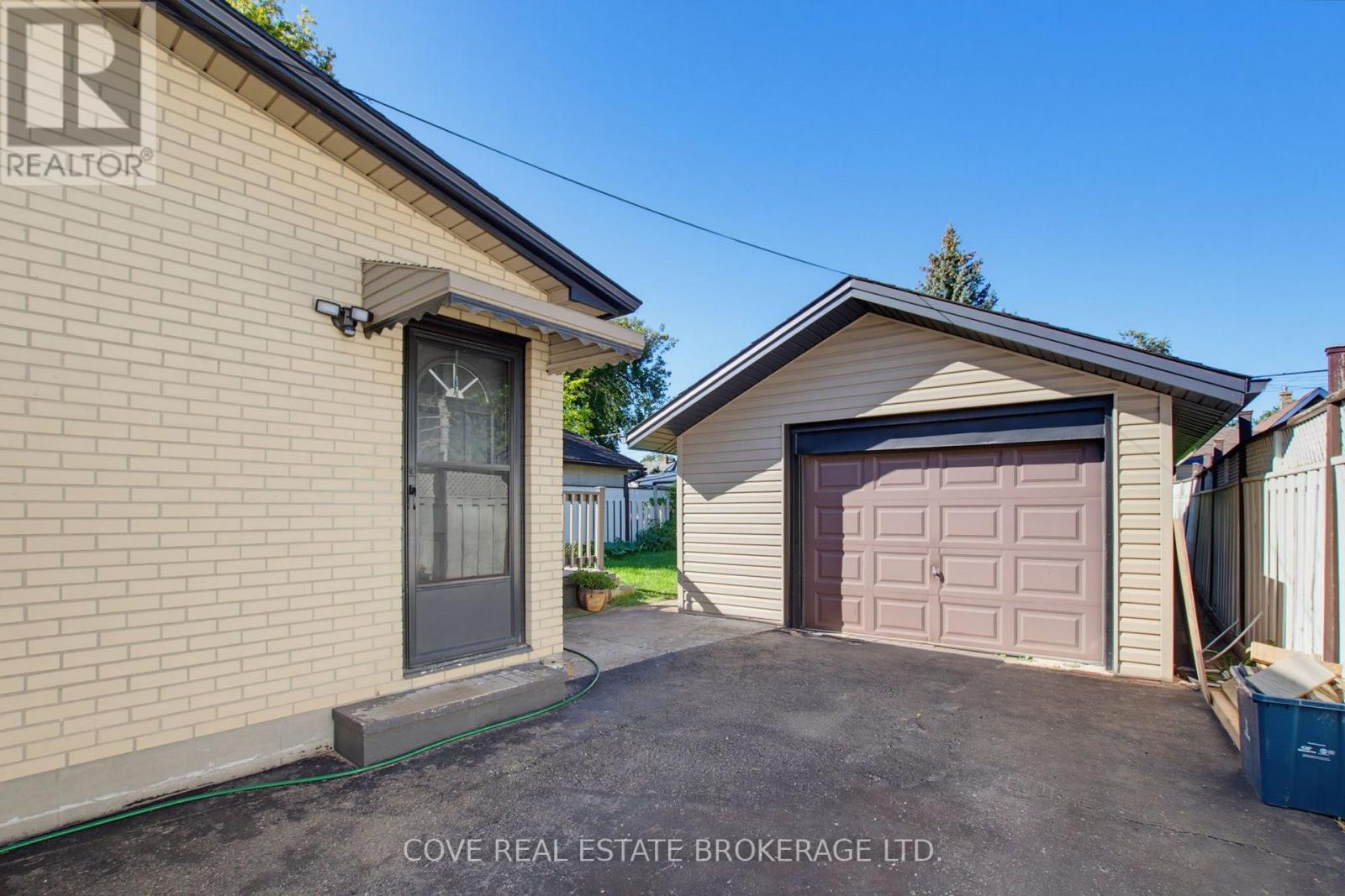 143 MAMELON STREET
