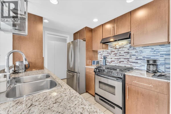 705 - 583 Beach Cres, Vancouver, BC 4